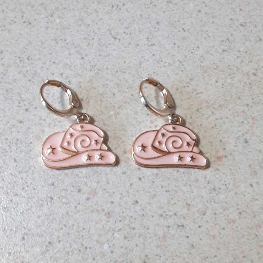 Baby pink cowboy hat earrings